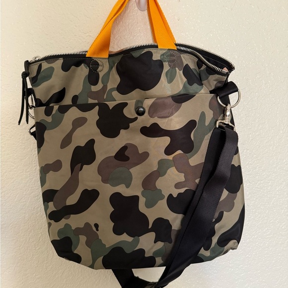 shortyLOVE Wonder Large Crossbody Bag - Picture 3 of 8